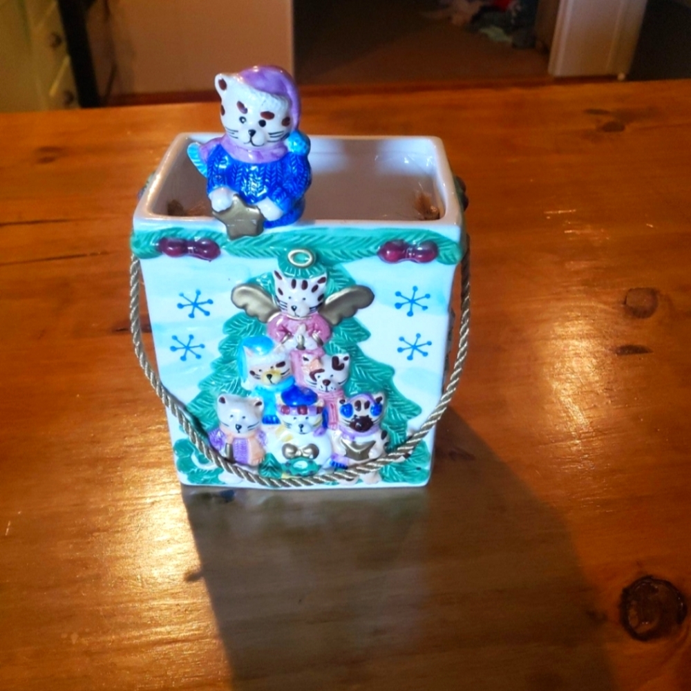 ❤️🩷❤️ Ceramic glazed container vase Christmas cats with rope handle 1999